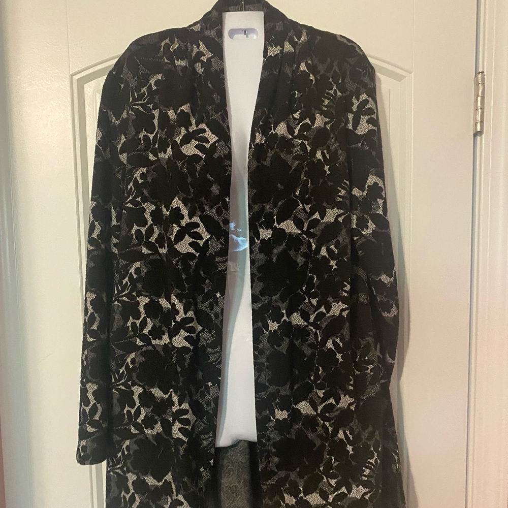 Black and grey cardigan CONTEXT BY LORD AND TAYLOR